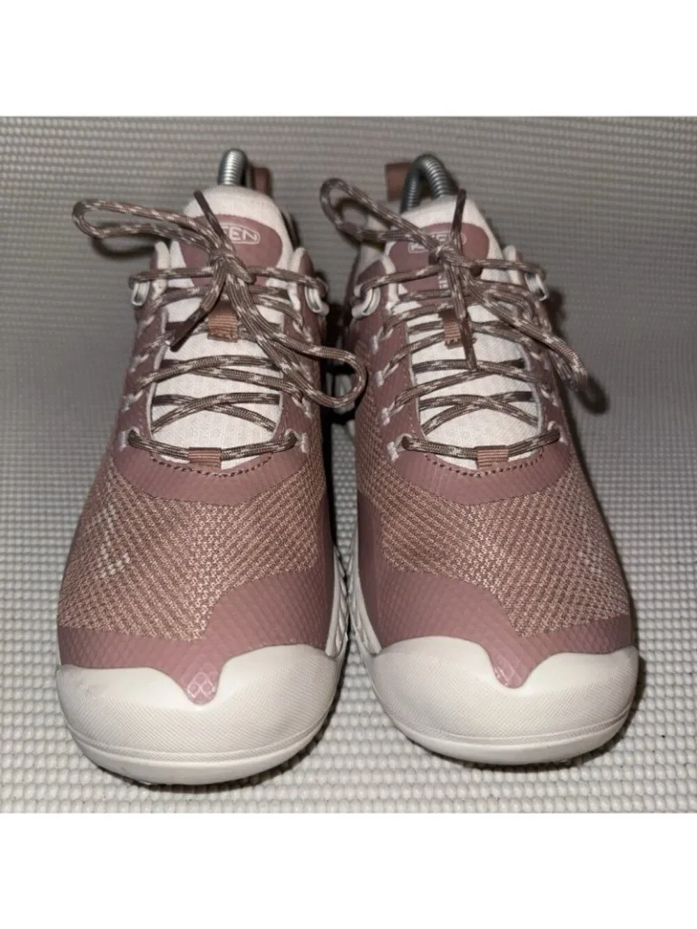KEEN Women's Nxis Evo Taupe/Raw Umber Waterproof Hiking Outdoor Shoes Size 7.5